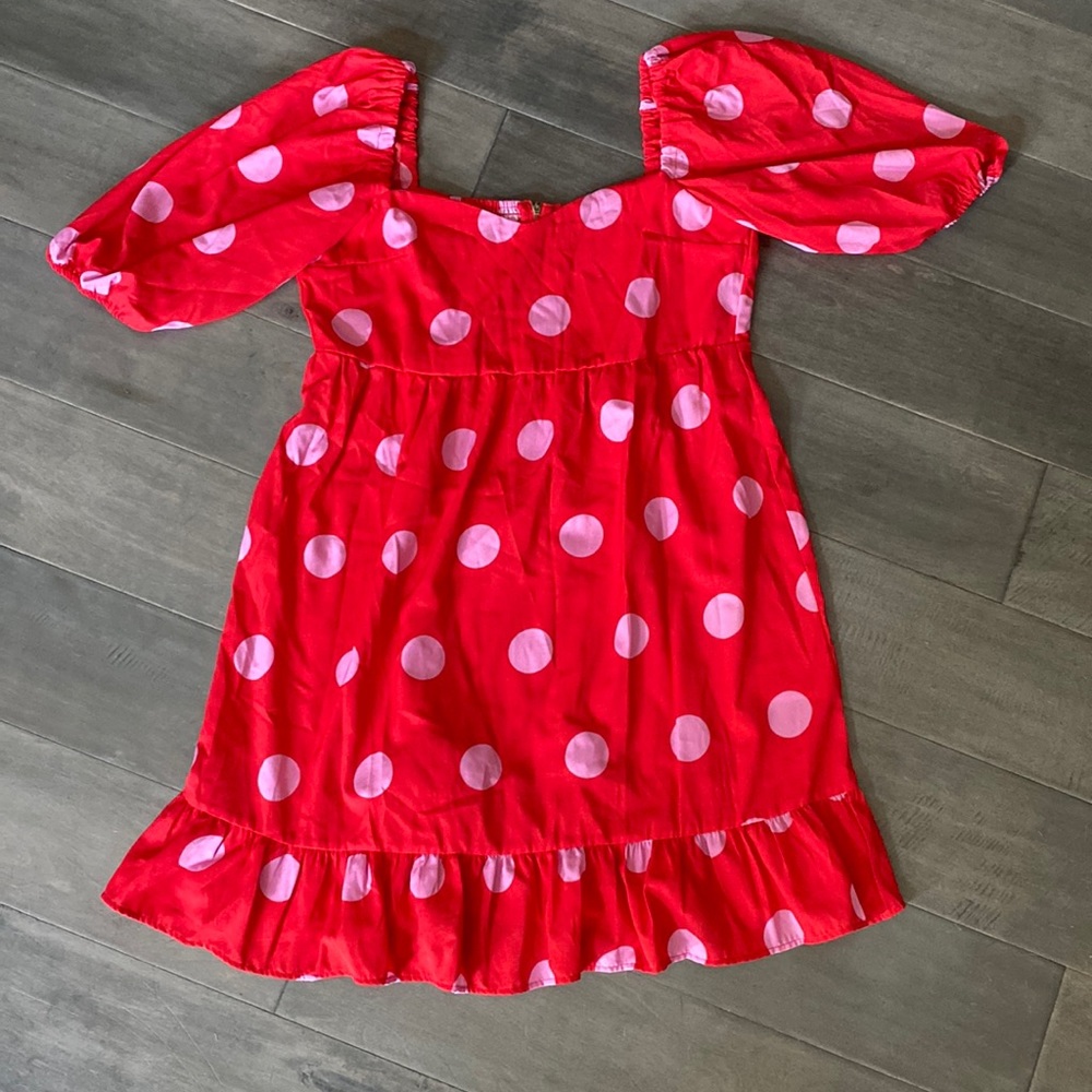 NEVER WORN - red and pink polka dot puffy sleeve dress